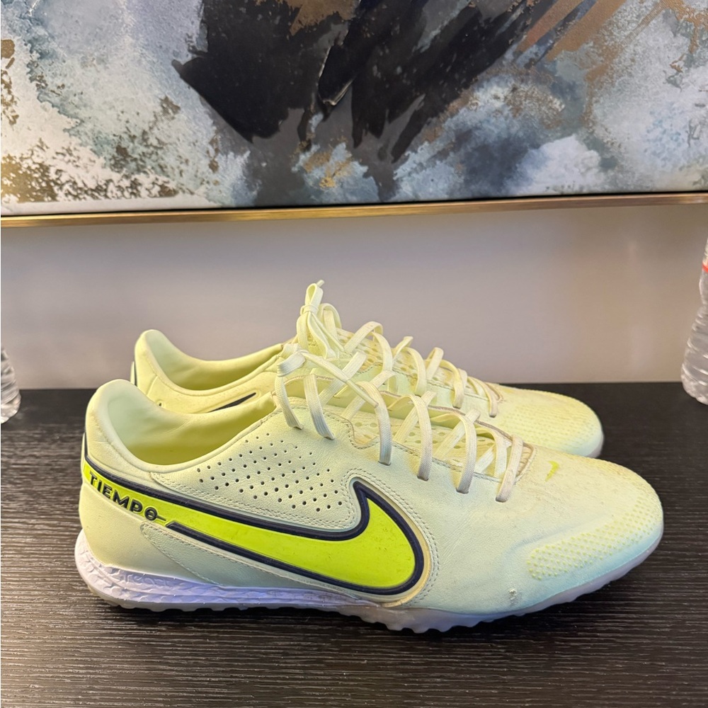 Nike Tiempo React Legend 9 Pro TF ‘Barely Volt’ DA1192-705 Men's 12 - Picture 8 of 8
